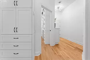 525 SE Marion St, Portland, OR 97202 - Photo 8
