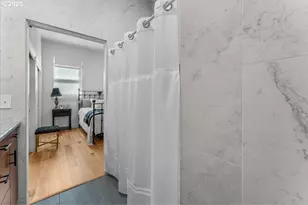 525 SE Marion St, Portland, OR 97202 - Photo 36