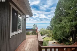 97685 Marina Heights Loop, Brookings, OR 97415 - Photo 2