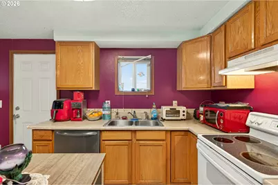 410 SW Mill St, Sheridan, OR 97378 - Photo 14