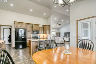527 SW Quinney Pl, Pendleton, OR 97801 - Photo 10