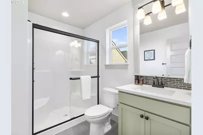 7675 N Kellogg St, Portland, OR 97203 - Photo 14