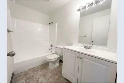 1108 NE Tamera Ln, Portland, OR 97220 - Photo 6