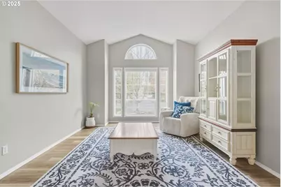 3075 NE 4th Ave, Hillsboro, OR 97124 - Photo 6