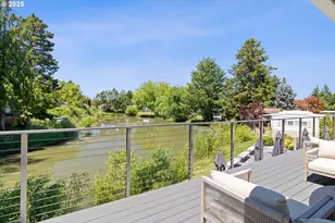 570 N 10th St, Cornelius, OR 97113 - Photo 32