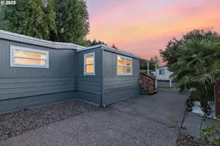 570 N 10th St, Cornelius, OR 97113 - Photo 16