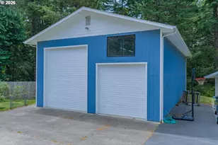 69664 McFarland Rd, North Bend, OR 97459 - Photo 34
