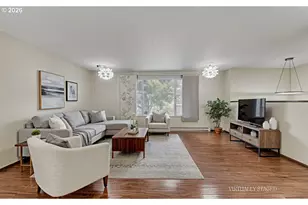 223 SW Taylors Ferry Rd, Portland, OR 97219 - Photo 4