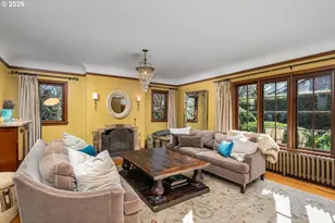 1833 SE Exeter Dr, Portland, OR 97202 - Photo 8