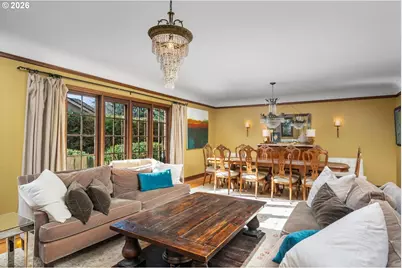 1833 SE Exeter Dr, Portland, OR 97202 - Photo 10