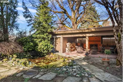 1833 SE Exeter Dr, Portland, OR 97202 - Photo 44