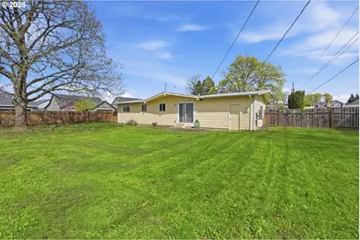 3698 Revell St, Eugene, OR 97404 - Photo 26