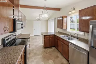 3698 Revell St, Eugene, OR 97404 - Photo 10