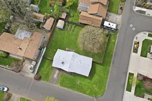 3698 Revell St, Eugene, OR 97404 - Photo 28