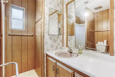 11602 SW Royal Villa Dr, Tigard, OR 97224 - Photo 10