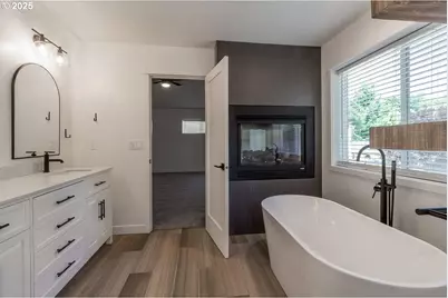 1236 51st St, Washougal, WA 98671 - Photo 32