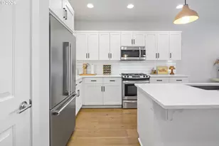 10947 SW Annand Hill Ct, Portland, OR 97224 - Photo 6