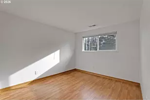 4703 SW Pomona St, Portland, OR 97219 - Photo 14