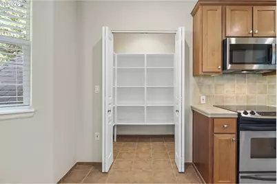 4890 Summerlinn Way, West Linn, OR 97068 - Photo 12