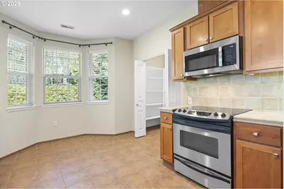 4890 Summerlinn Way, West Linn, OR 97068 - Photo 10