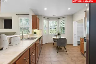 4890 Summerlinn Way, West Linn, OR 97068 - Photo 10