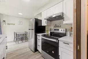 3836 SE 91st Ave, Portland, OR 97266 - Photo 12