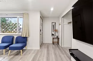 3836 SE 91st Ave, Portland, OR 97266 - Photo 4