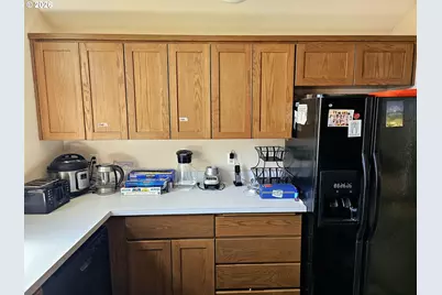 8563 SW Hamlet St, Portland, OR 97224 - Photo 10