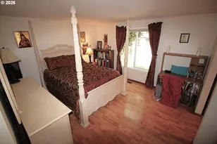 8563 SW Hamlet St, Portland, OR 97224 - Photo 16