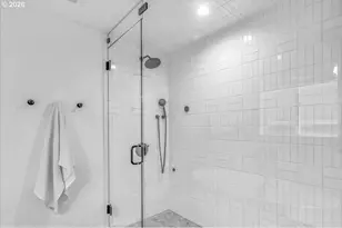 1017 NE Skidmore St, Portland, OR 97211 - Photo 26