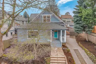 1017 NE Skidmore St, Portland, OR 97211 - Photo 2