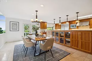 26 Monticello Dr, Lake Oswego, OR 97035 - Photo 10