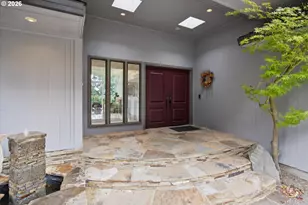 26 Monticello Dr, Lake Oswego, OR 97035 - Photo 2