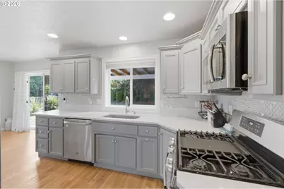 2925 Doaks Ferry Rd NW, Salem, OR 97304 - Photo 18