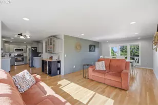 2925 Doaks Ferry Rd NW, Salem, OR 97304 - Photo 10
