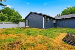 9424 N Fairhaven Ave, Portland, OR 97203 - Photo 24