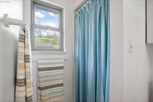 28430 Kingsbury Rd, Lebanon, OR 97355 - Photo 26