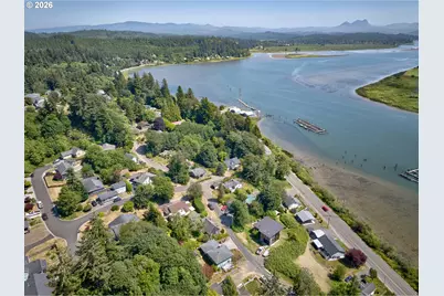 1676 SE 2nd St, Astoria, OR 97103 - Photo 36