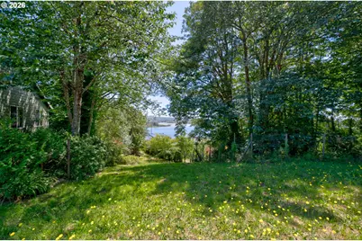 1676 SE 2nd St, Astoria, OR 97103 - Photo 32