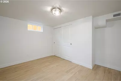 5721 N Willis Blvd, Portland, OR 97203 - Photo 32