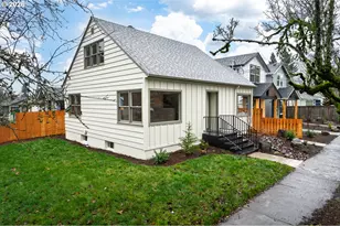 5721 N Willis Blvd, Portland, OR 97203 - Photo 2