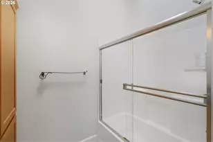 2697 Islander Ave NW, Salem, OR 97304 - Photo 40