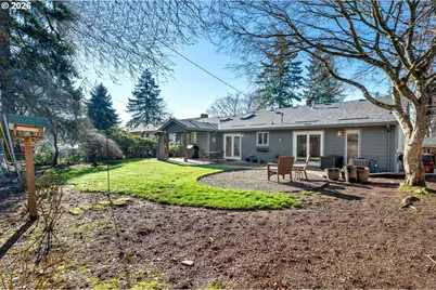 13562 SW 63rd Pl, Portland, OR 97219 - Photo 32