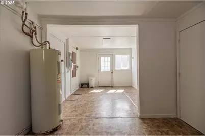 89 Michigan Ave, Bandon, OR 97411 - Photo 18