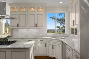 8730 NW Terraceview Ct, Portland, OR 97229 - Photo 12