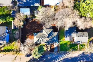 249 NE 191st Ave, Portland, OR 97230 - Photo 2