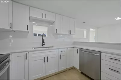 249 NE 191st Ave, Portland, OR 97230 - Photo 12