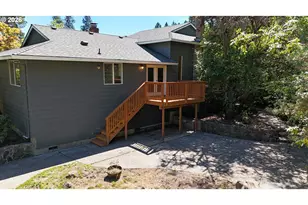 19025 SW Brooklawn Ct, Beaverton, OR 97003 - Photo 30
