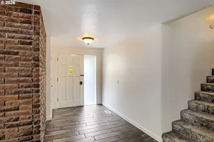 19025 SW Brooklawn Ct, Beaverton, OR 97003 - Photo 6