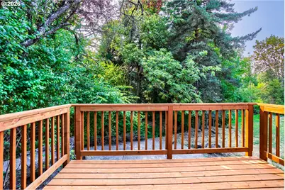 19025 SW Brooklawn Ct, Beaverton, OR 97003 - Photo 28